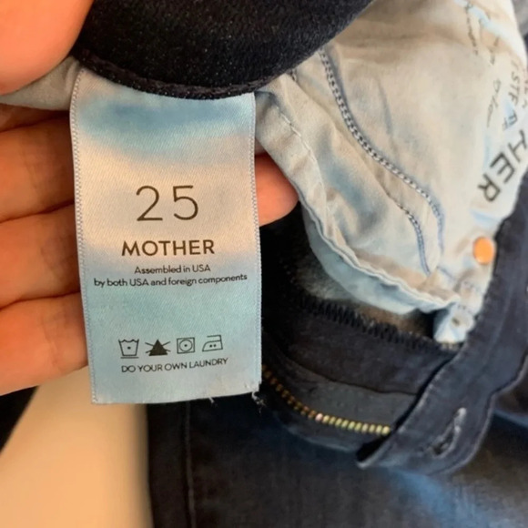 Mother - Stunner Zip Ankle
Fray color is called a trip down memory lane. Size 25 - Picture 11 of 14